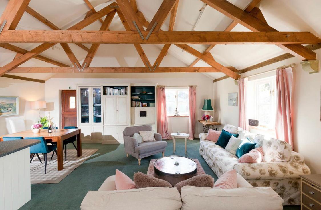 Spacious Swallow Cottage Tisbury Eksteriør bilde